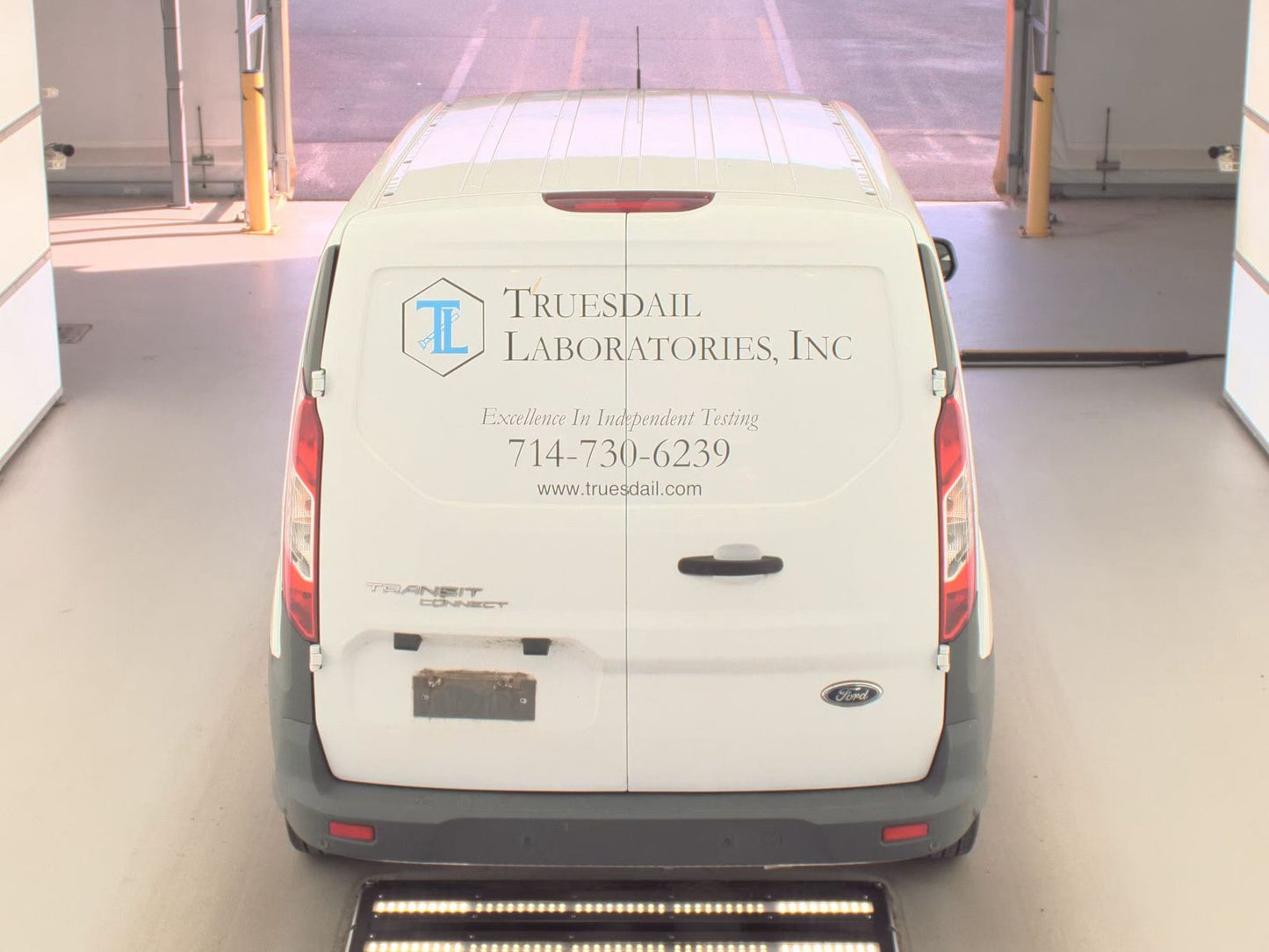 2016 Ford Transit Connect Cargo Van XL w/Rear Swing-Out Doors 104.8" WB