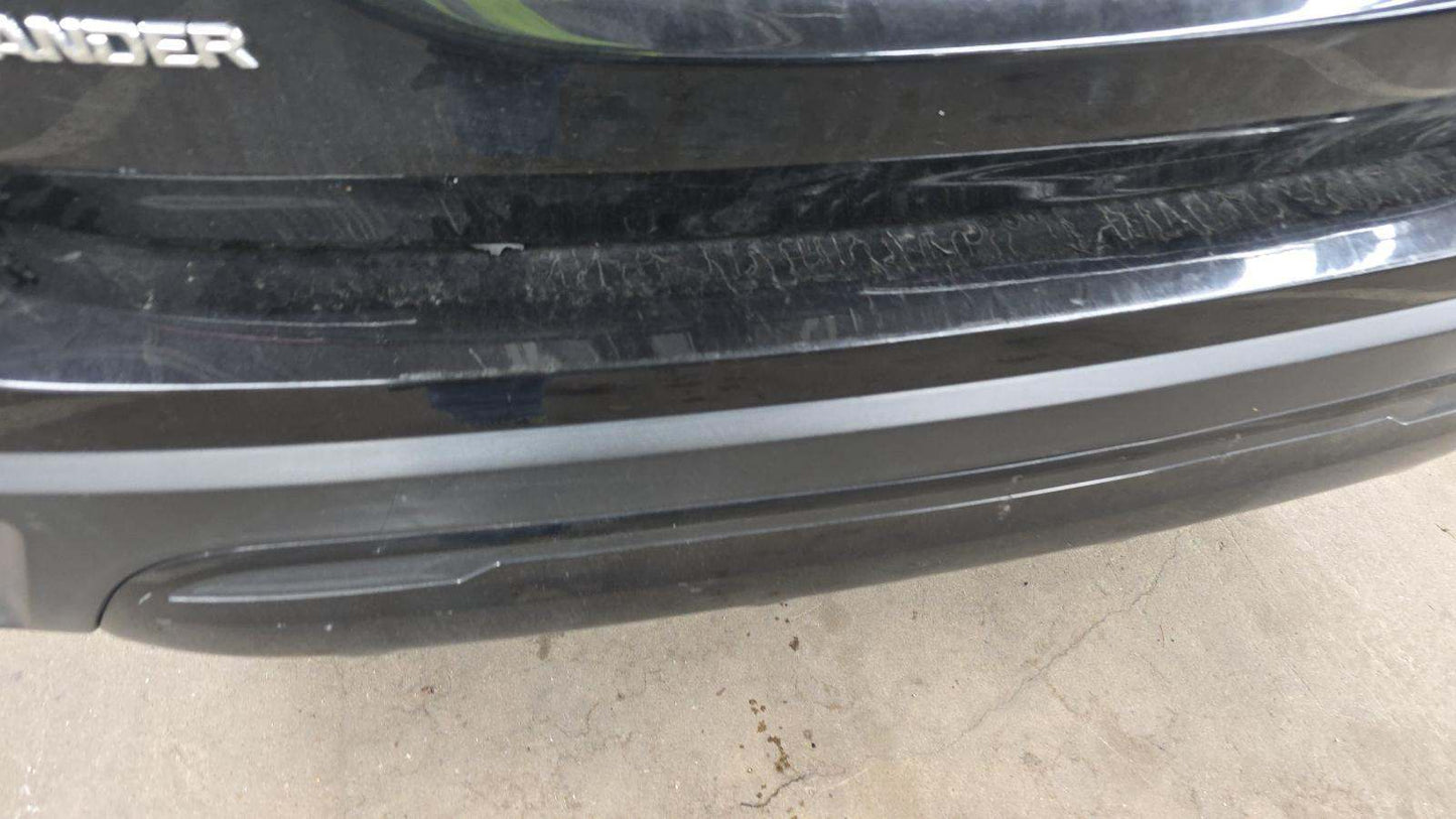 2020 Mitsubishi Outlander LE