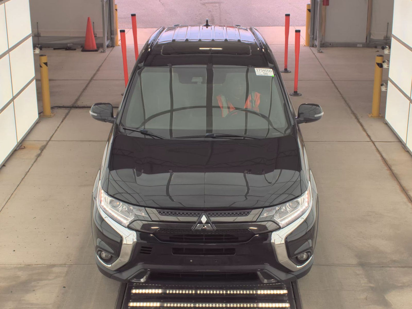 2020 Mitsubishi Outlander LE