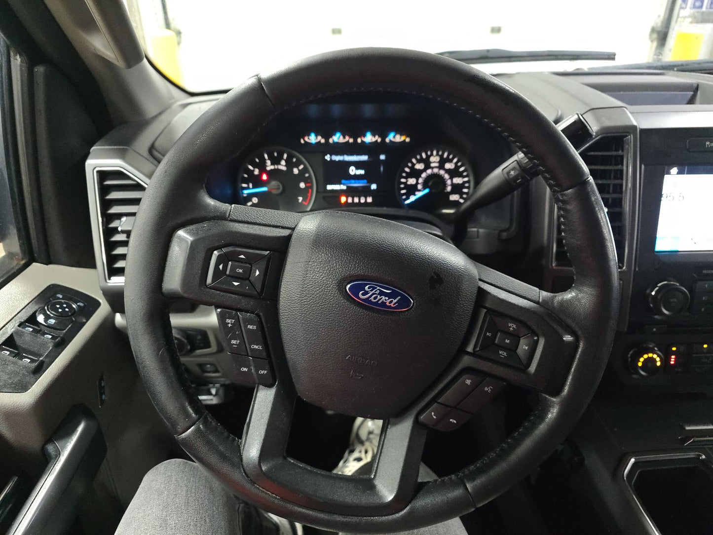 2018 Ford F-150 XLT Crew Cab Short Bed