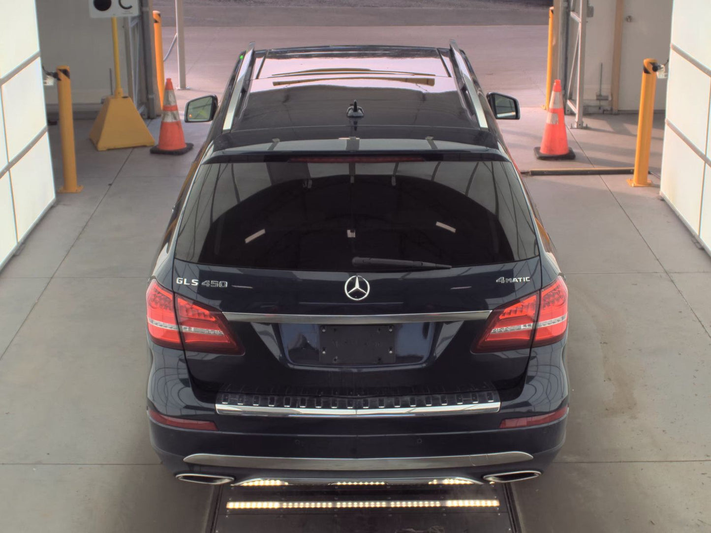 2017 Mercedes-Benz GLS 450 4MATIC