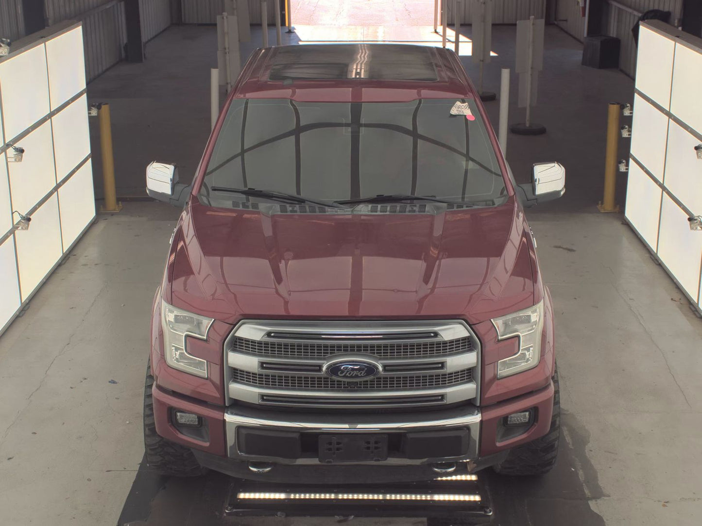 2016 Ford F-150 Platinum Crew Cab Short Bed
