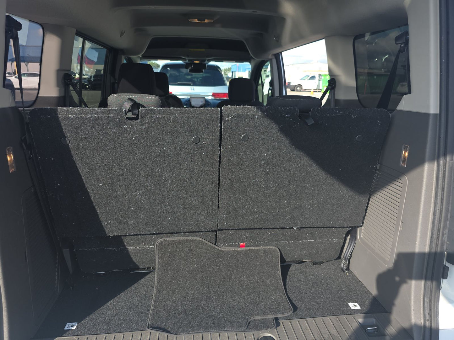 2022 Ford Transit Connect Passenger Wagon XLT Minivan w/Rear Liftgate 120.6" WB