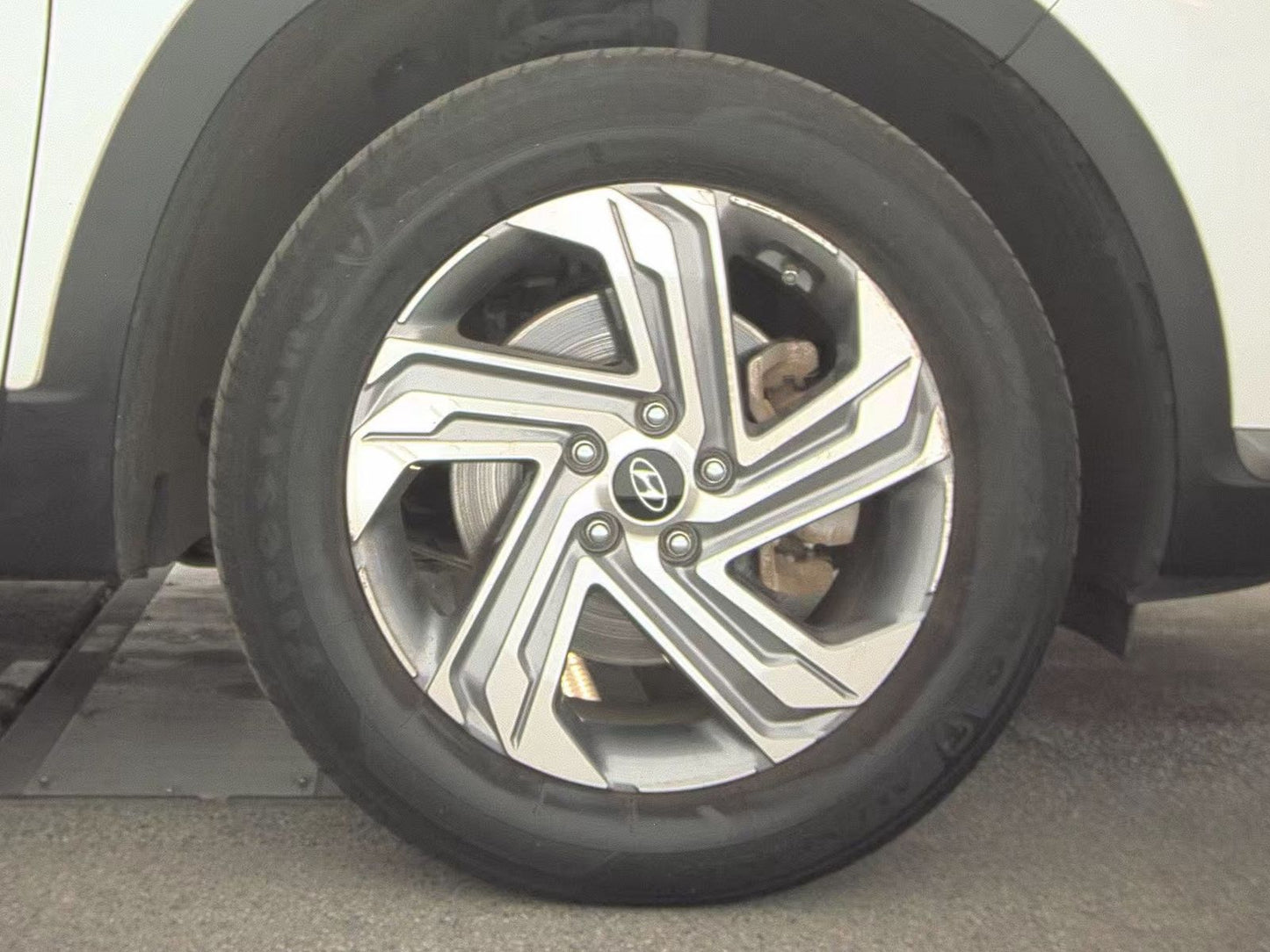 2023 Hyundai Santa Fe SE