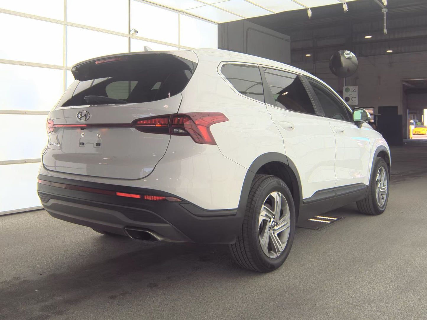 2023 Hyundai Santa Fe SE