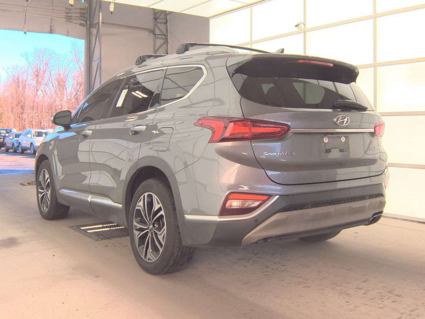 2020 Hyundai Santa Fe SEL w/Convenience + Premium