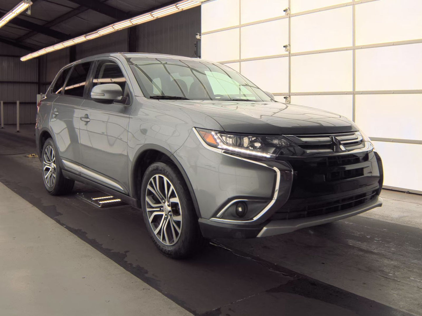 2018 Mitsubishi Outlander SE