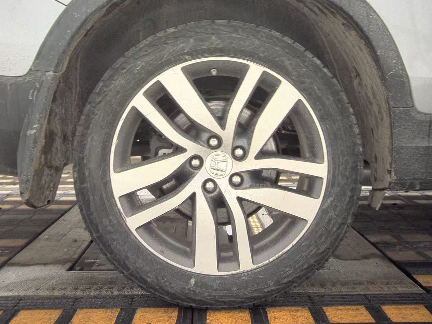 2016 Honda Pilot Touring w/Navigation & RES