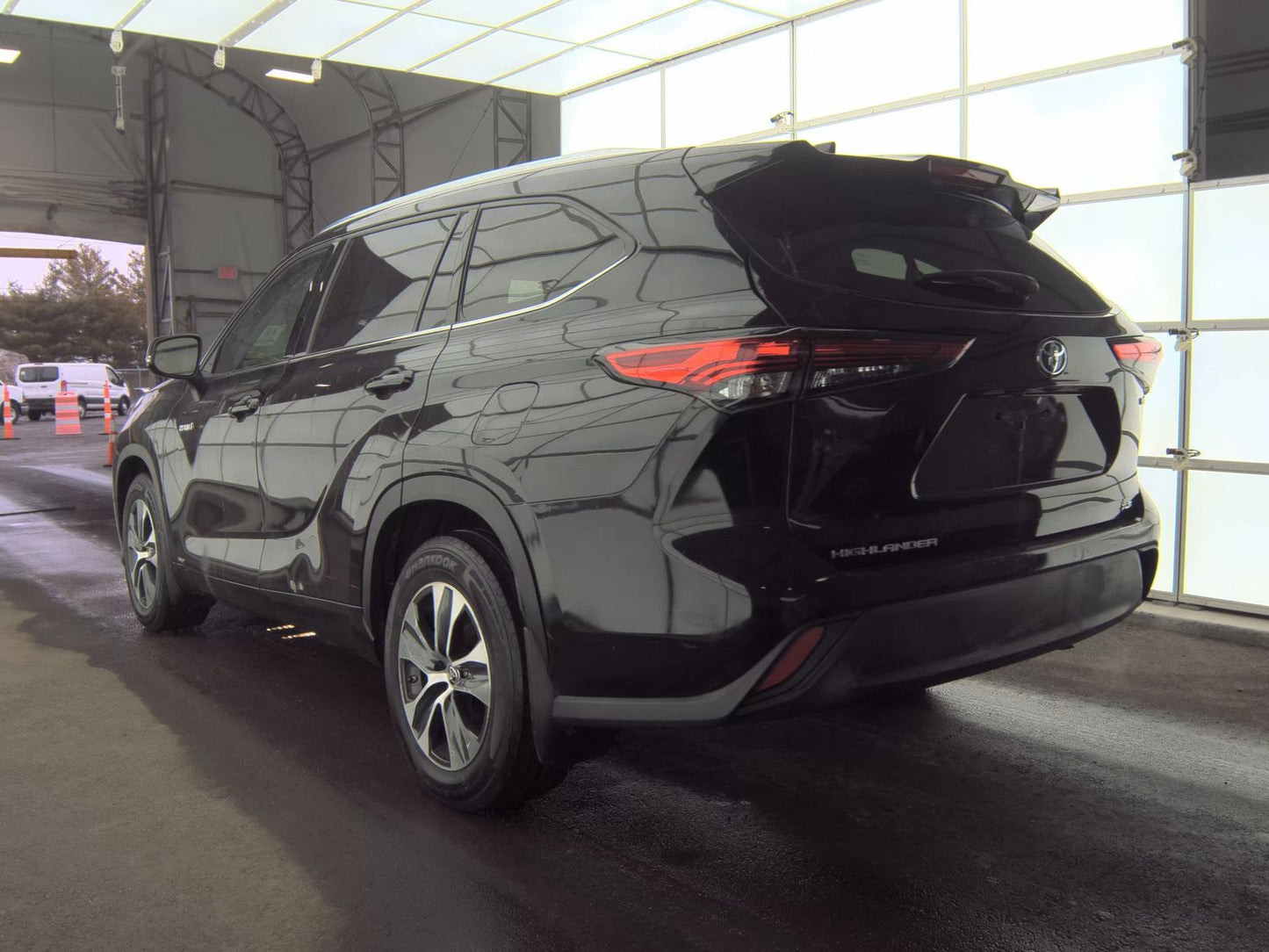 2021 Toyota Highlander Hybrid XLE