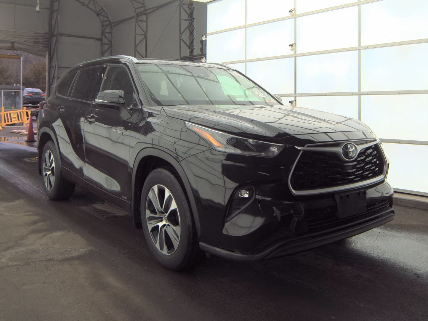 2021 Toyota Highlander Hybrid XLE