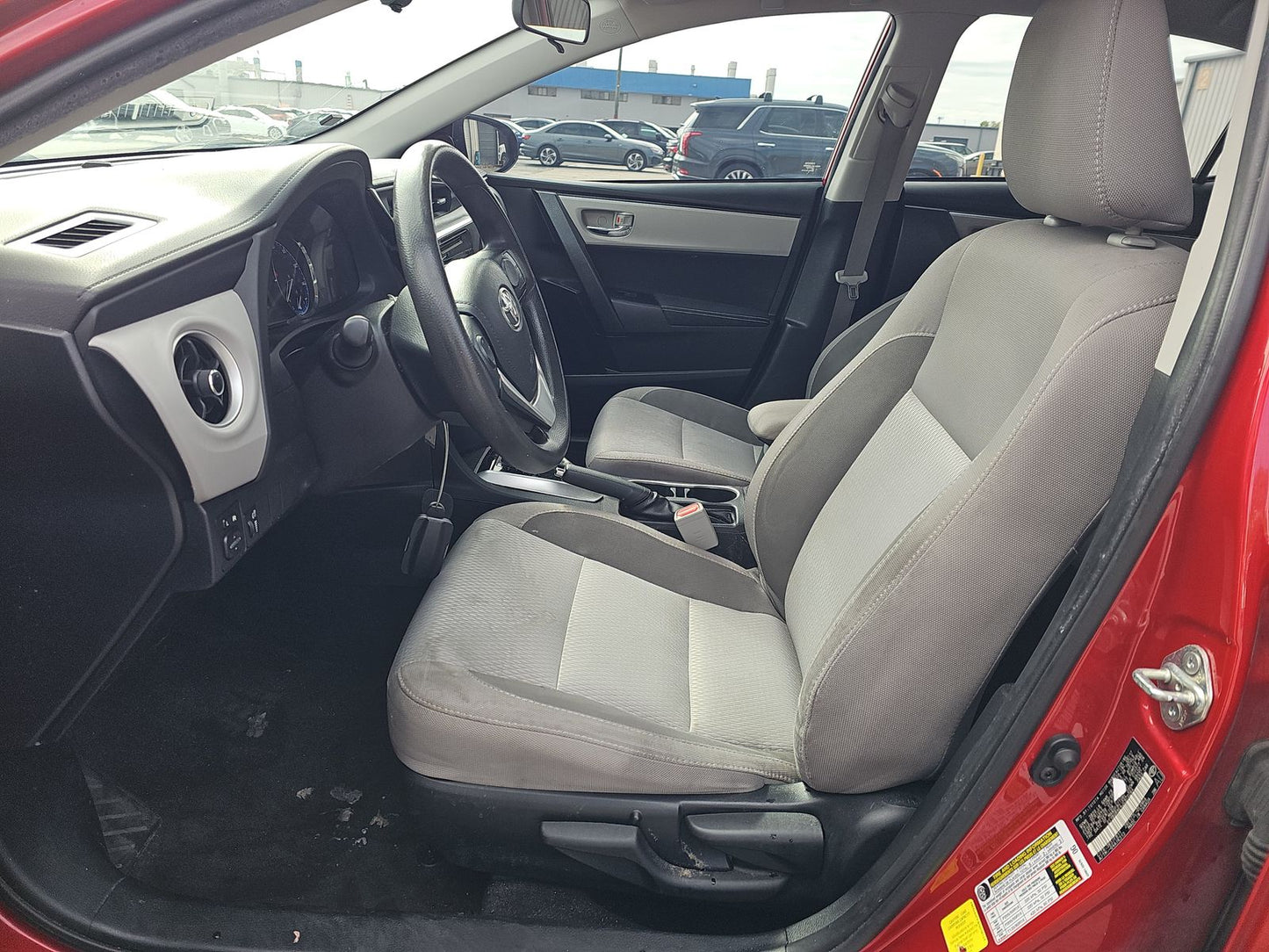 2018 Toyota Corolla LE Sedan