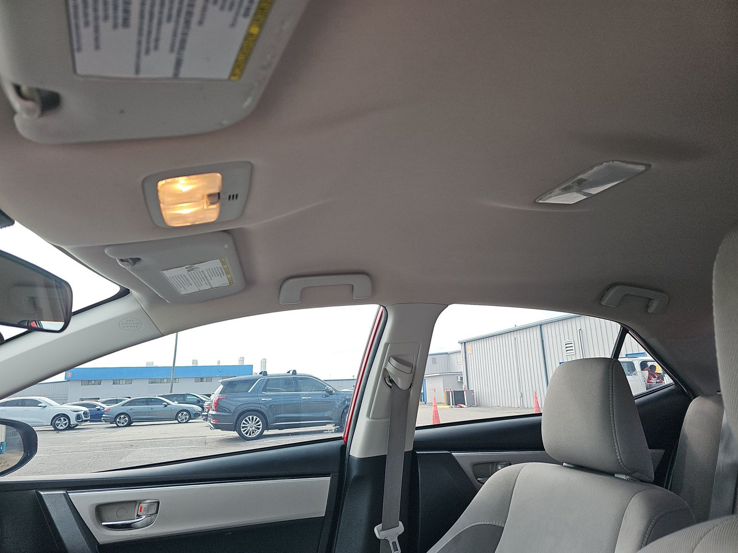 2018 Toyota Corolla LE Sedan