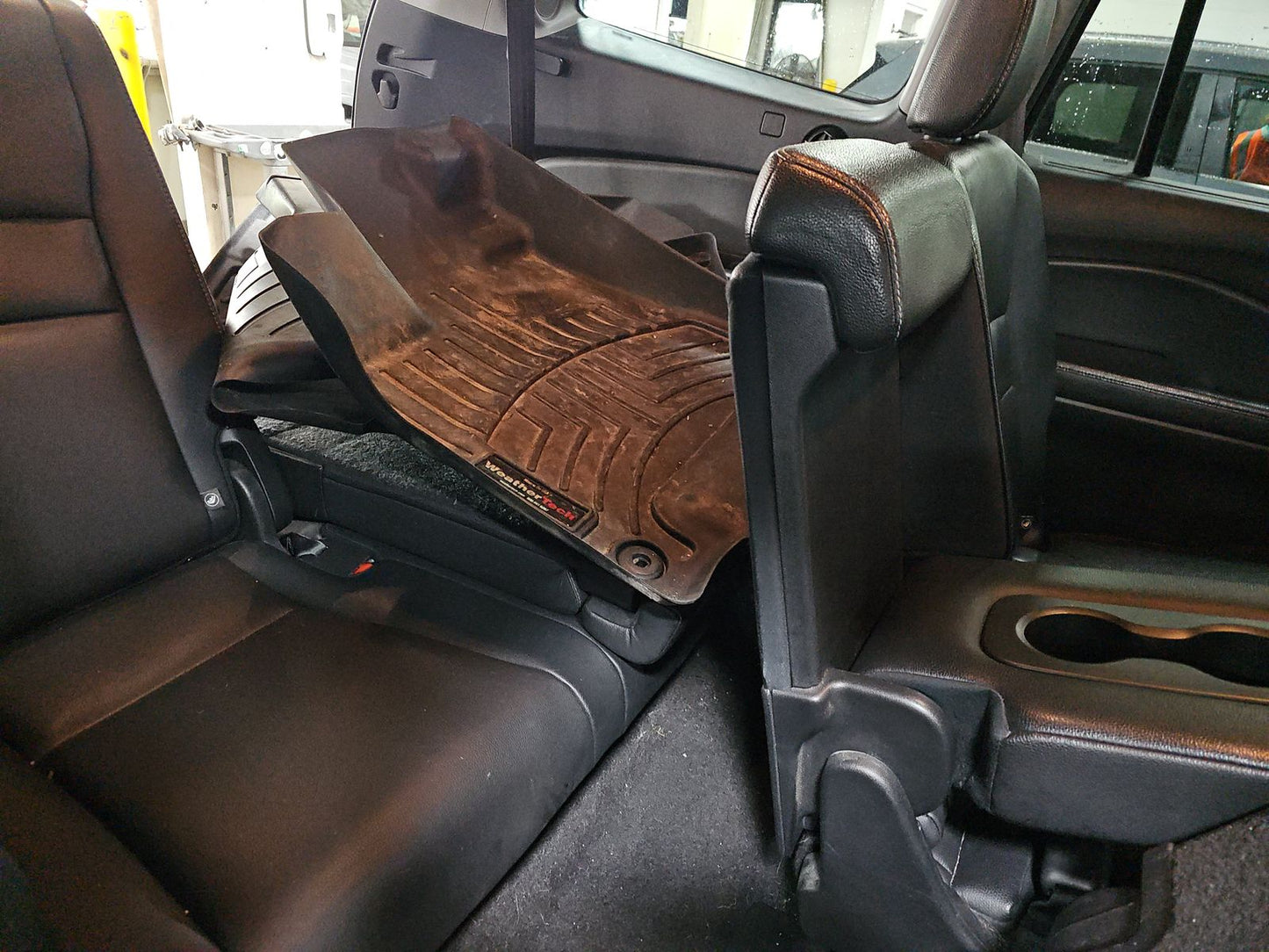 2016 Honda Pilot Touring w/Navigation & RES
