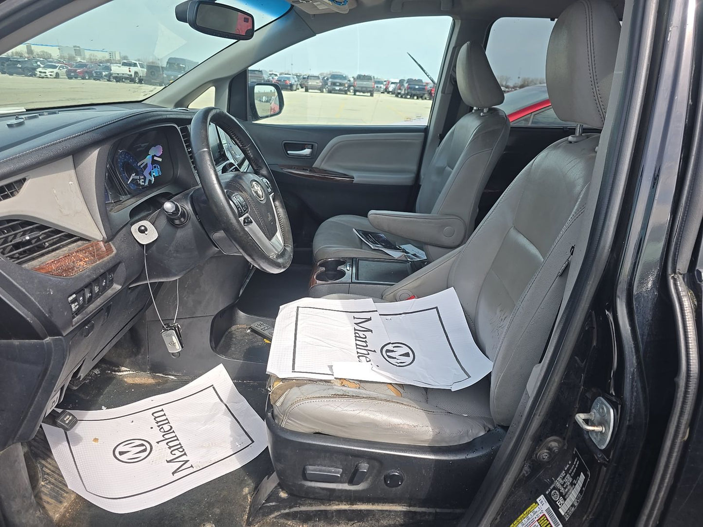 2017 Toyota Sienna XLE 7-Passenger