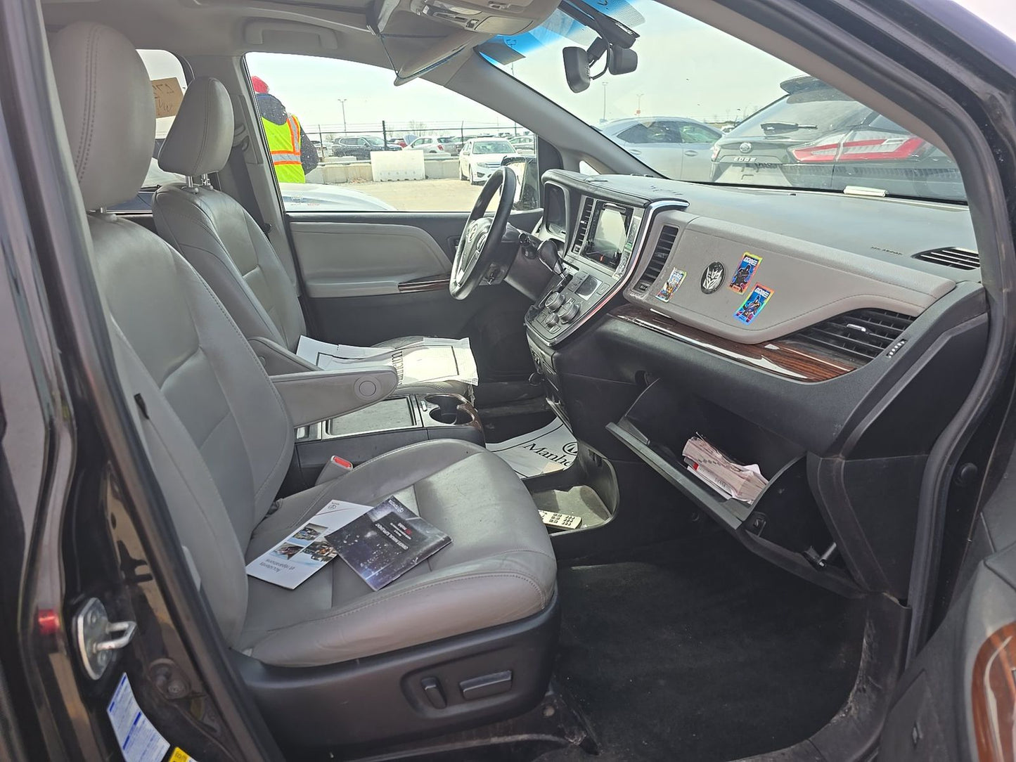 2017 Toyota Sienna XLE 7-Passenger