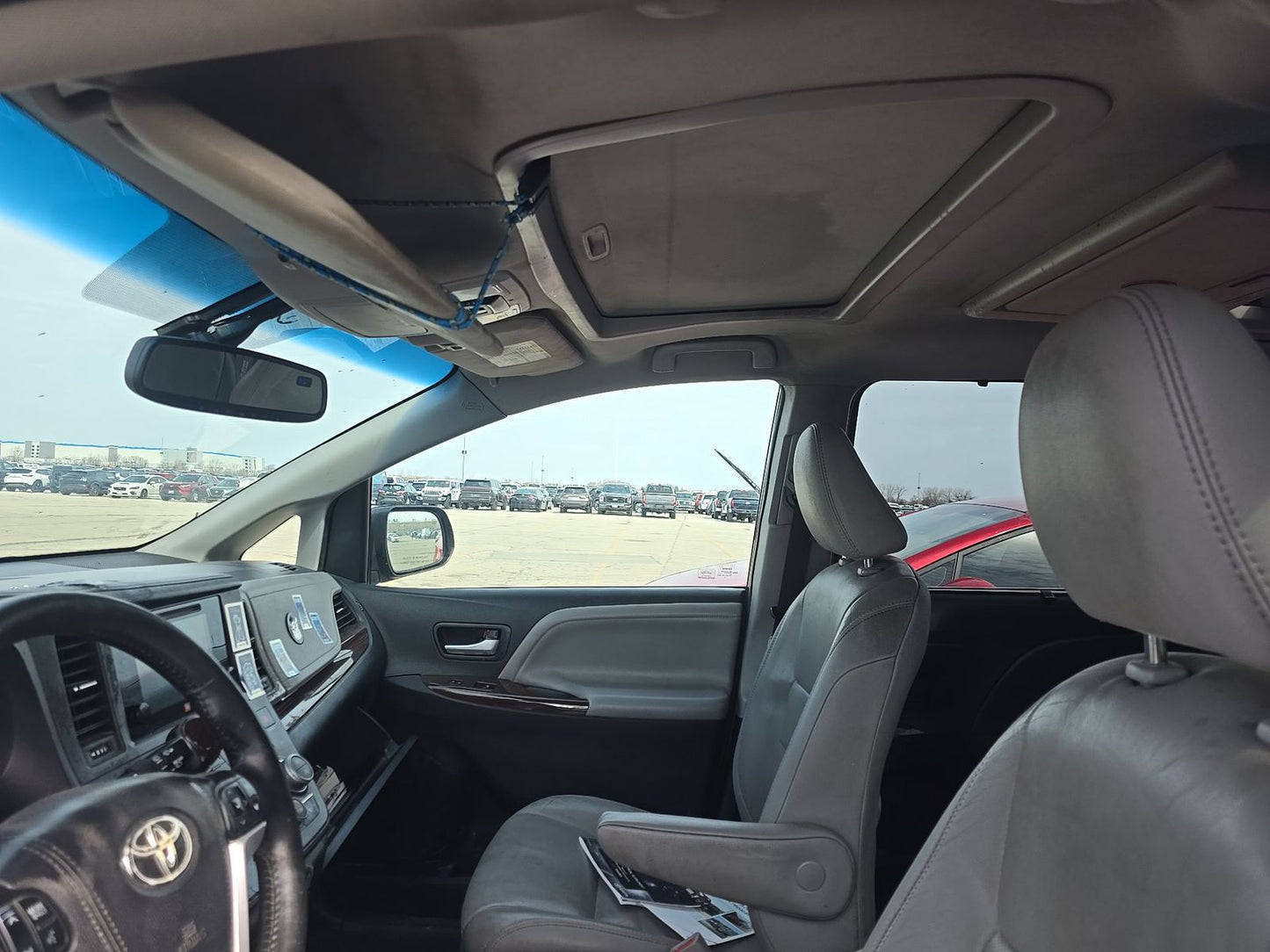 2017 Toyota Sienna XLE 7-Passenger