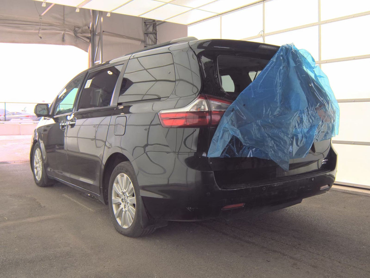 2017 Toyota Sienna XLE 7-Passenger