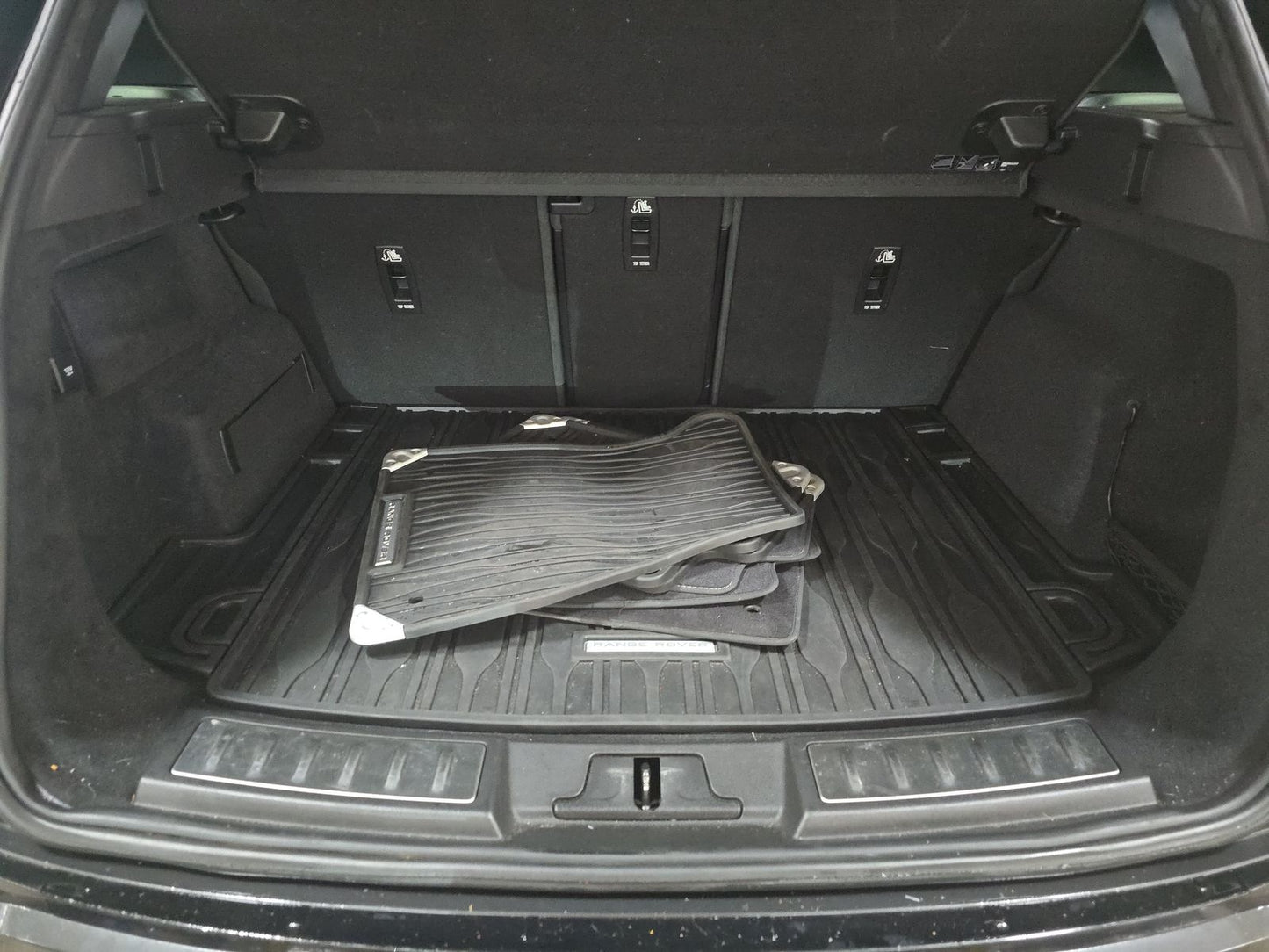 2020 Land Rover Range Rover Evoque R-Dynamic HSE