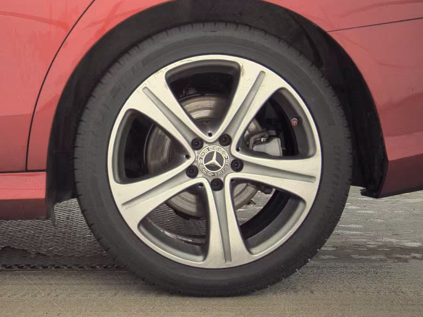 2019 Mercedes-Benz E 300 4MATIC Sedan