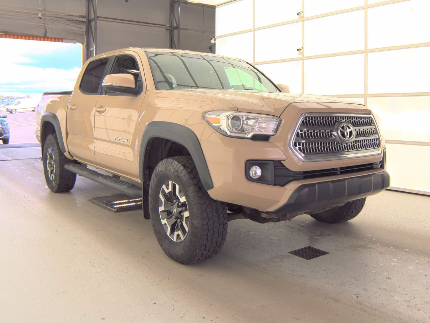 2017 Toyota Tacoma TRD Off-Road Crew Cab Medium Bed