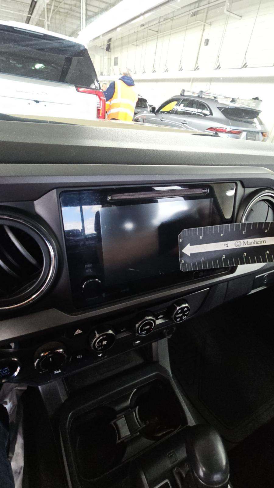 2017 Toyota Tacoma TRD Off-Road Crew Cab Medium Bed