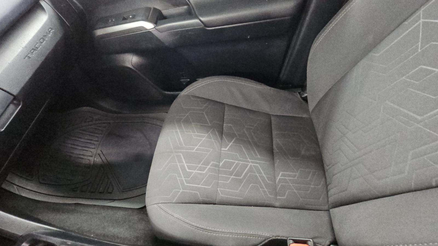 2017 Toyota Tacoma TRD Off-Road Crew Cab Medium Bed