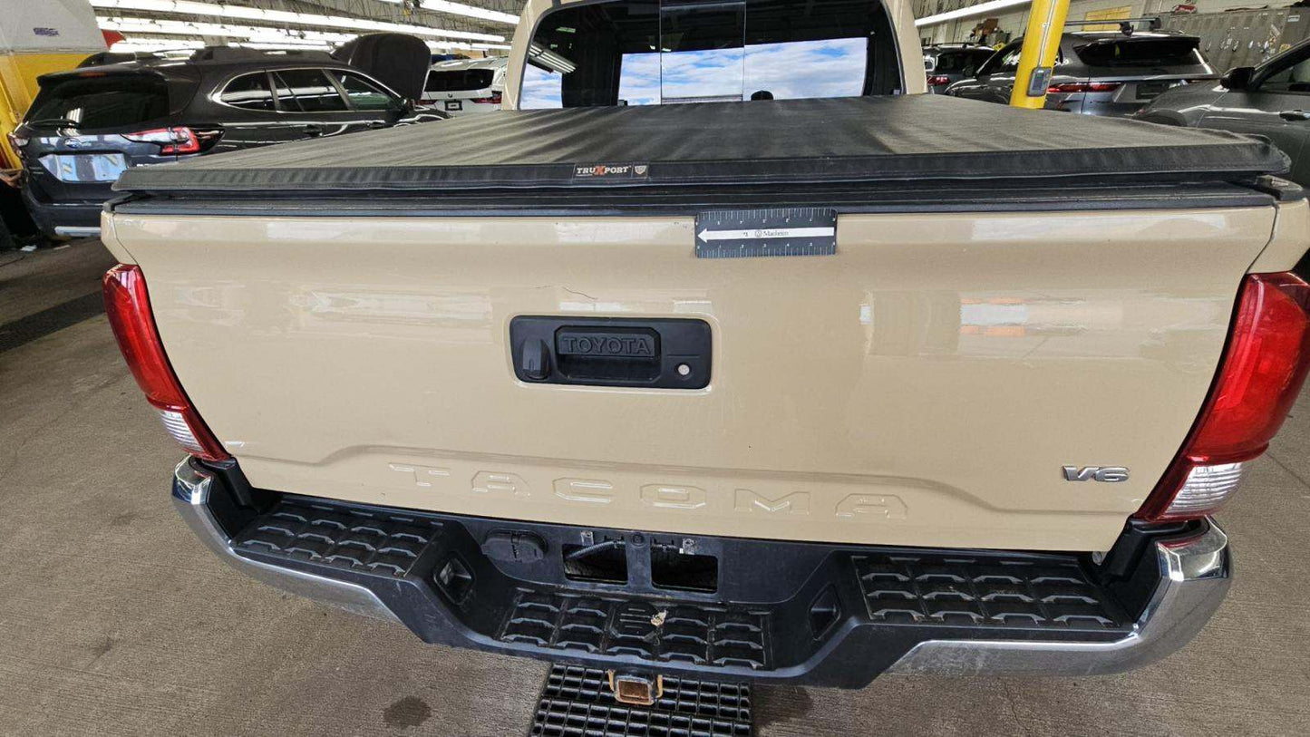 2017 Toyota Tacoma TRD Off-Road Crew Cab Medium Bed