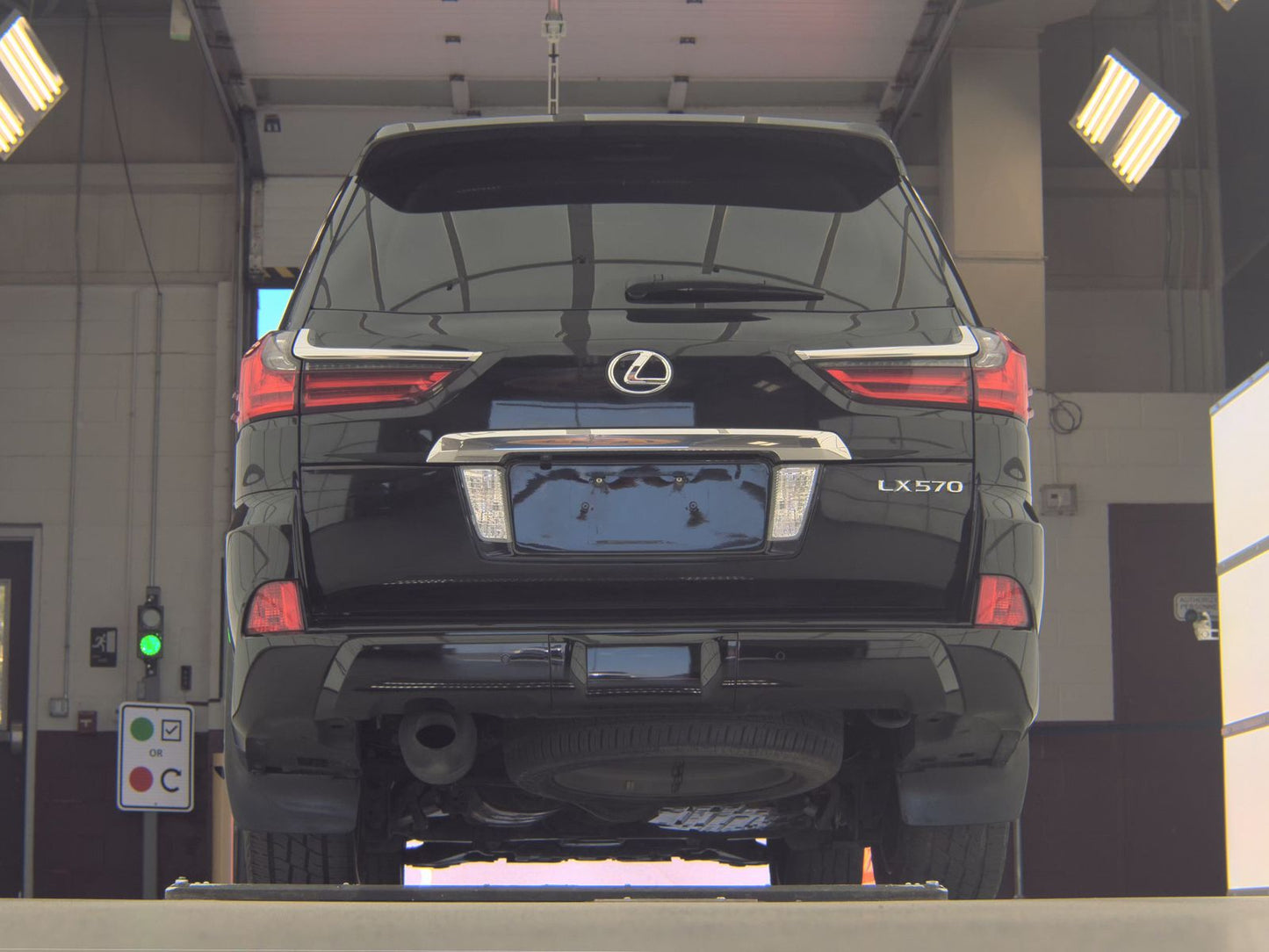 2017 Lexus LX 570