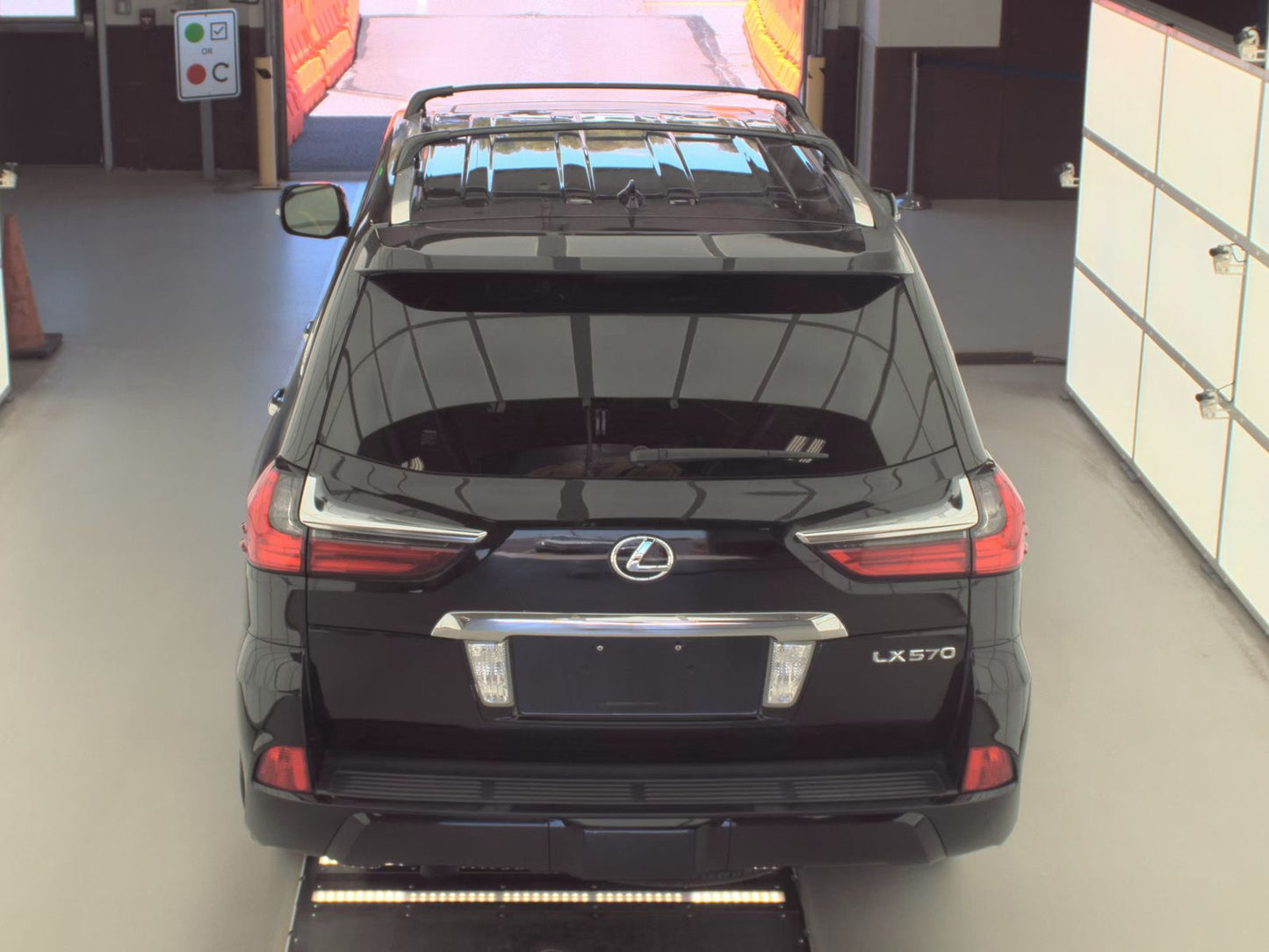2017 Lexus LX 570