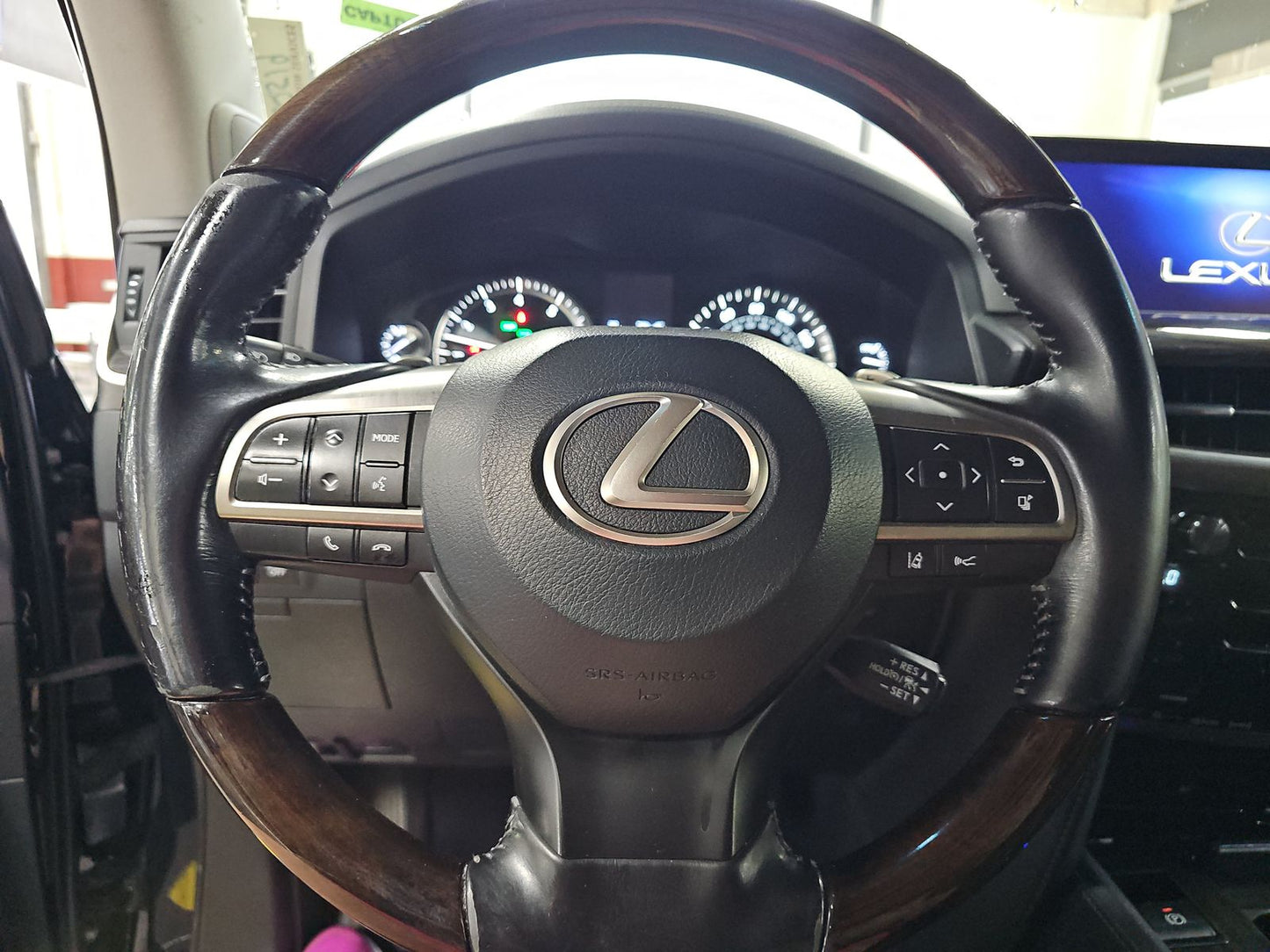 2017 Lexus LX 570