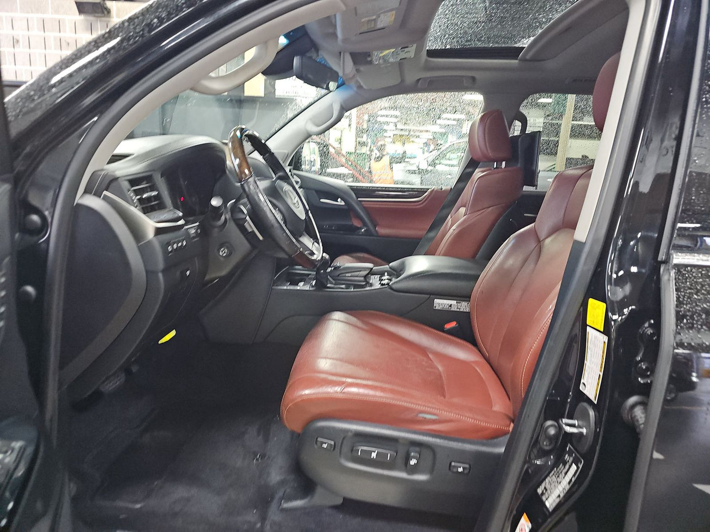 2017 Lexus LX 570