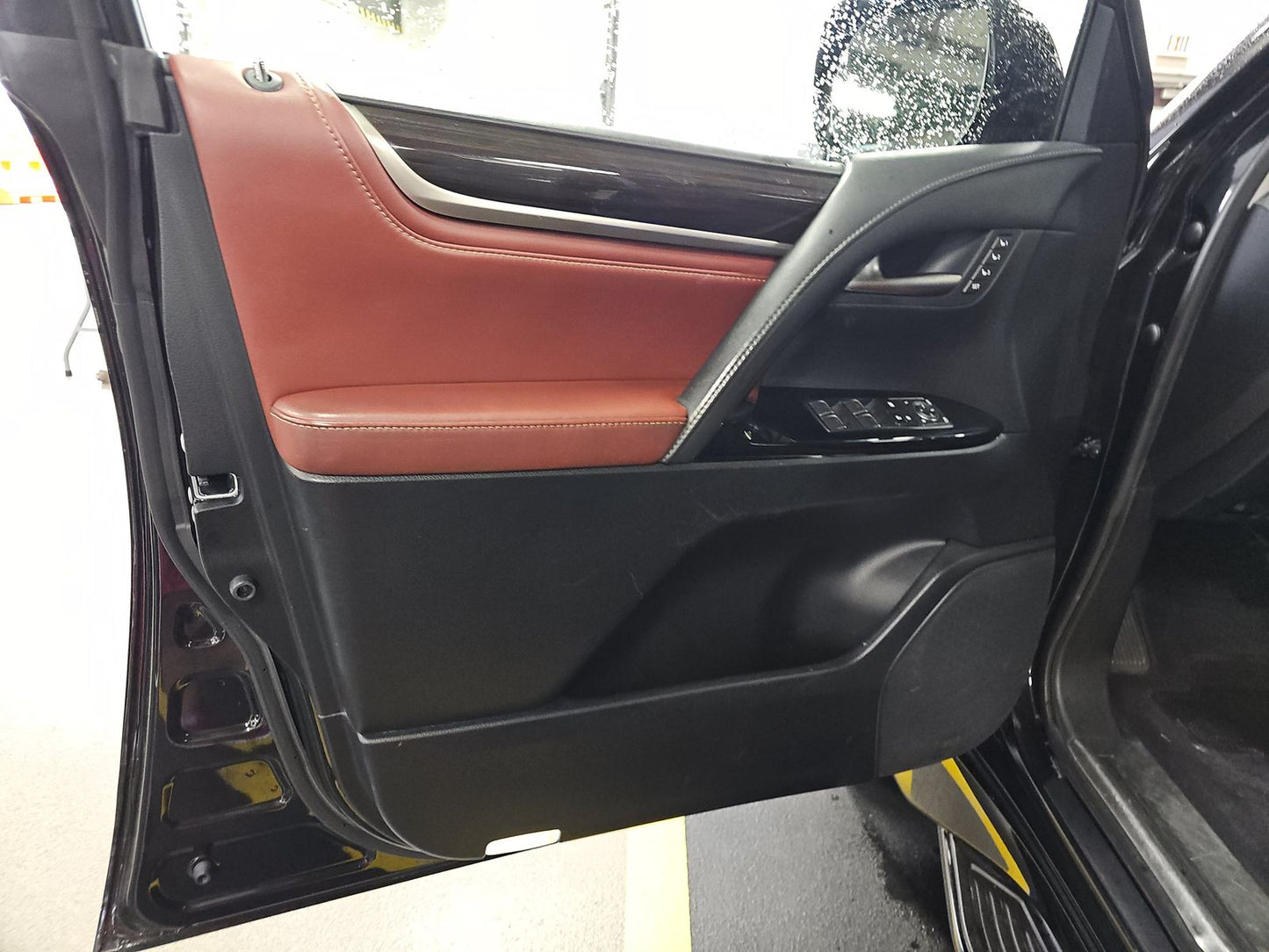 2017 Lexus LX 570