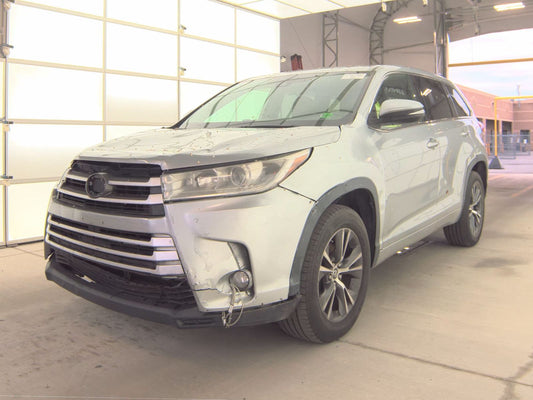 2018 Toyota Highlander LE Plus - SALVAGE!