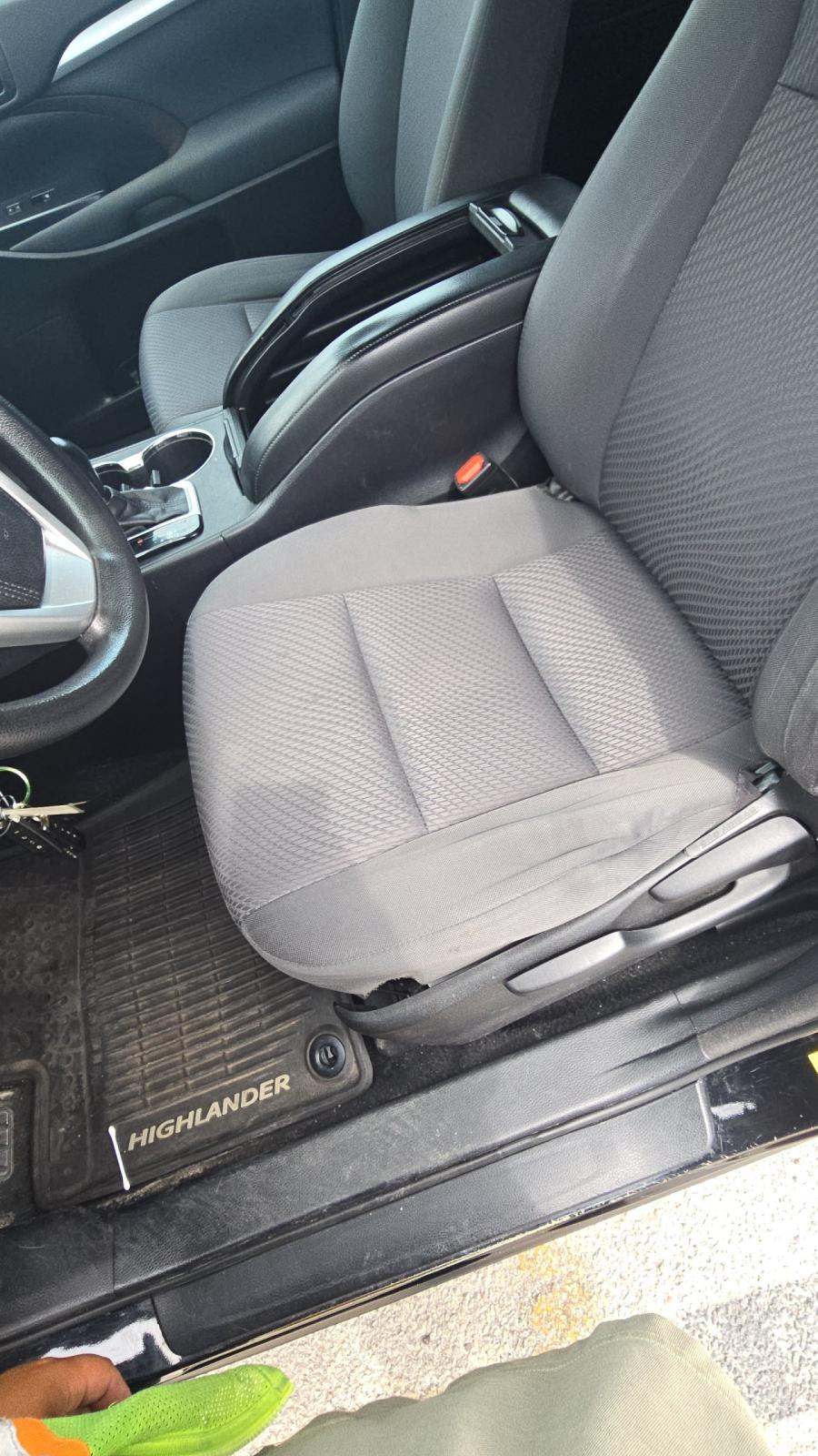 2016 Toyota Highlander LE