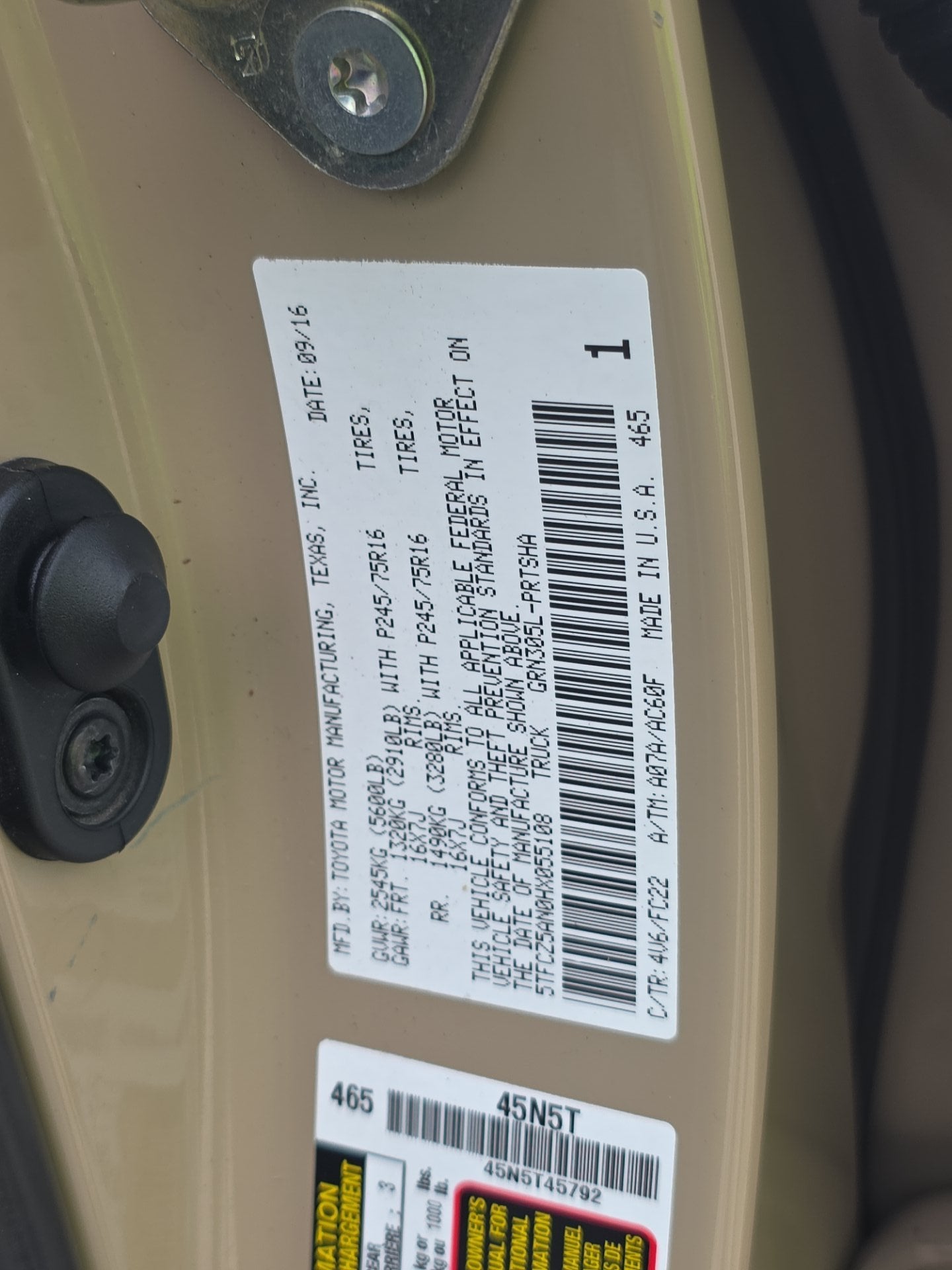 2017 Toyota Tacoma SR5 Crew Cab Medium Bed