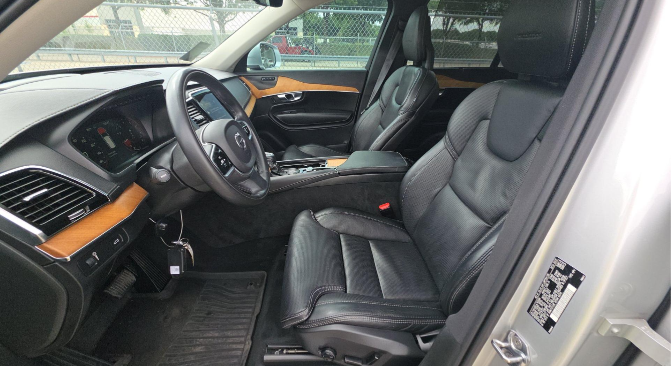 2020 Volvo XC90 T6 Inscription 7-Passenger