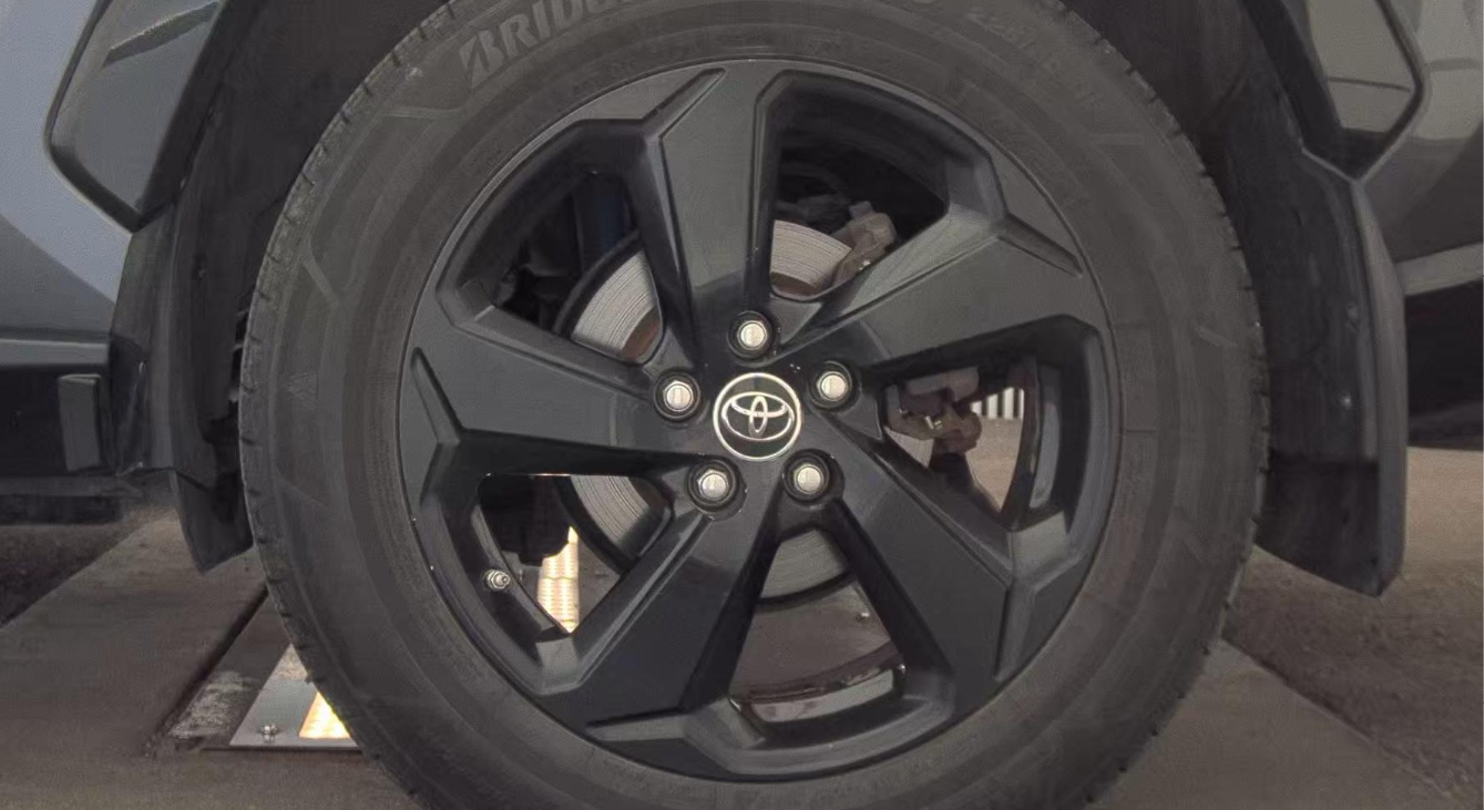 2019 Toyota RAV4 Hybrid XSE