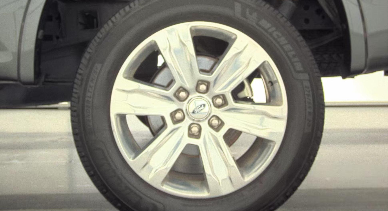 2019 Ford F-150 Platinum Crew Cab Short Bed