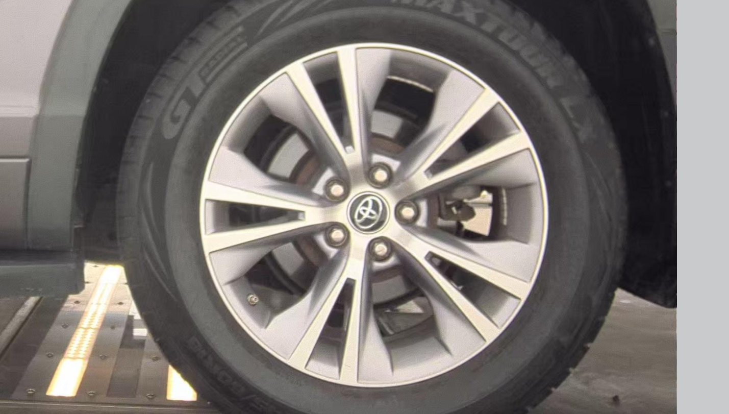 2016 Toyota Highlander LE Plus