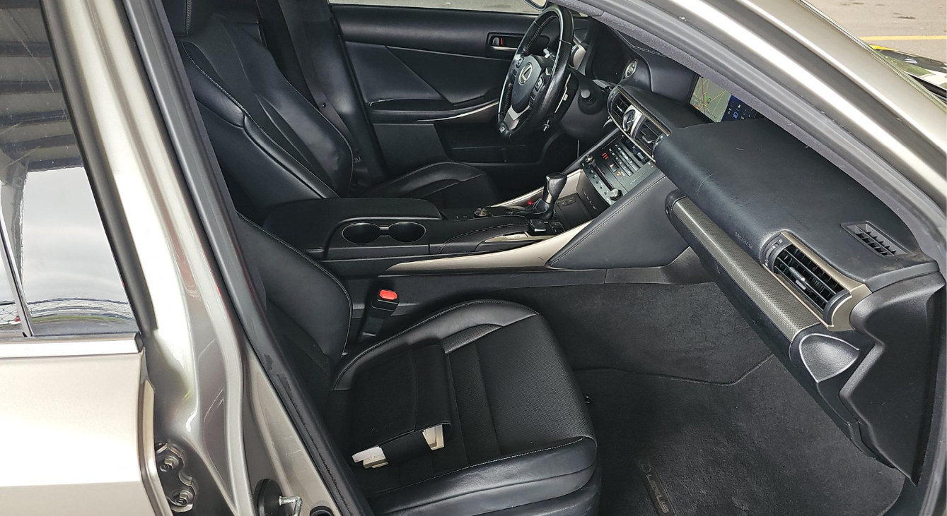 2018 Lexus IS 300 F SPORT
