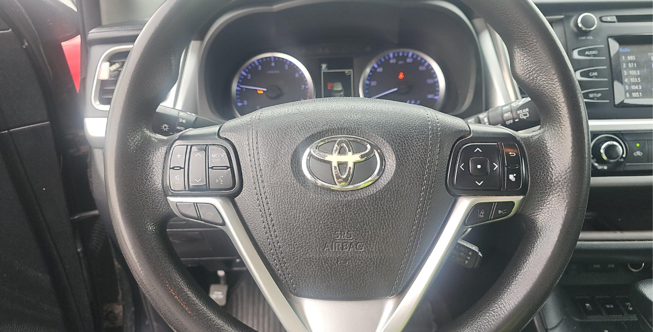 2018 Toyota Highlander LE