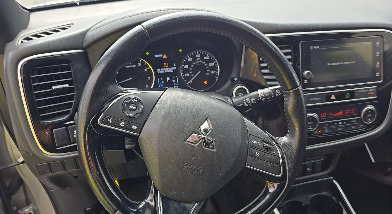 2019 Mitsubishi Outlander LE