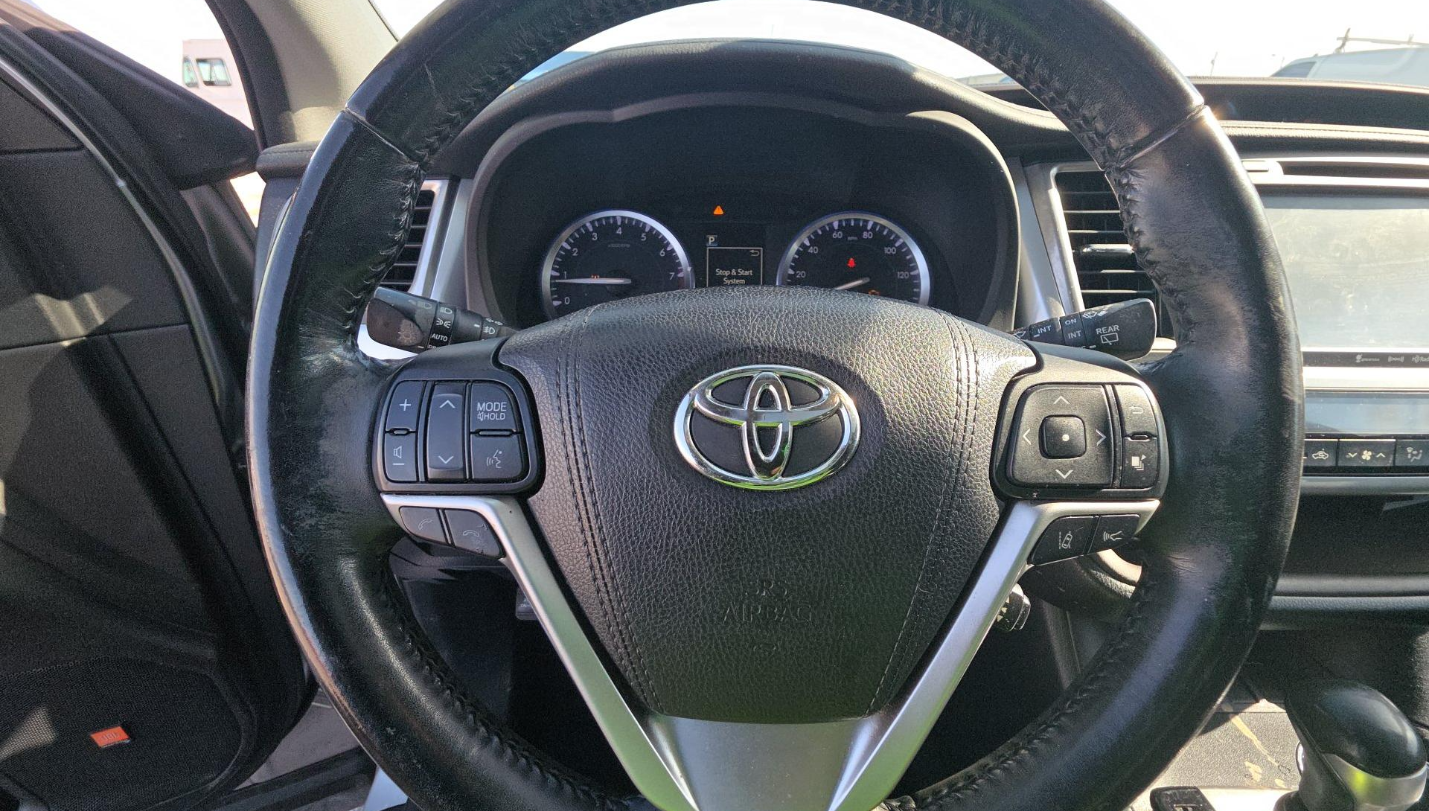 2017 Toyota Highlander Limited