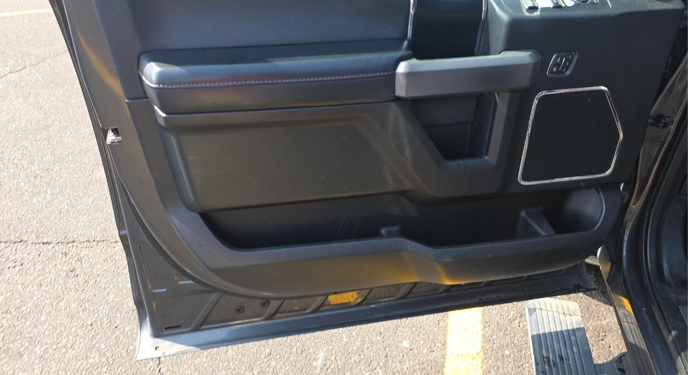 2019 Ford F-150 Platinum Crew Cab Short Bed