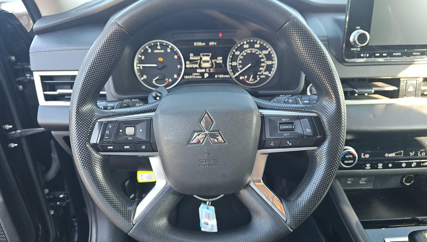 2022 Mitsubishi Outlander ES