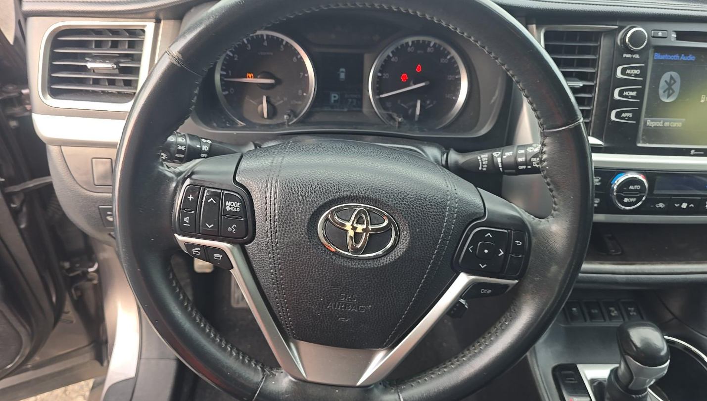 2016 Toyota Highlander LE Plus