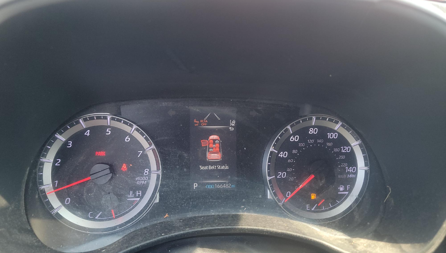 2021 Toyota Highlander LE