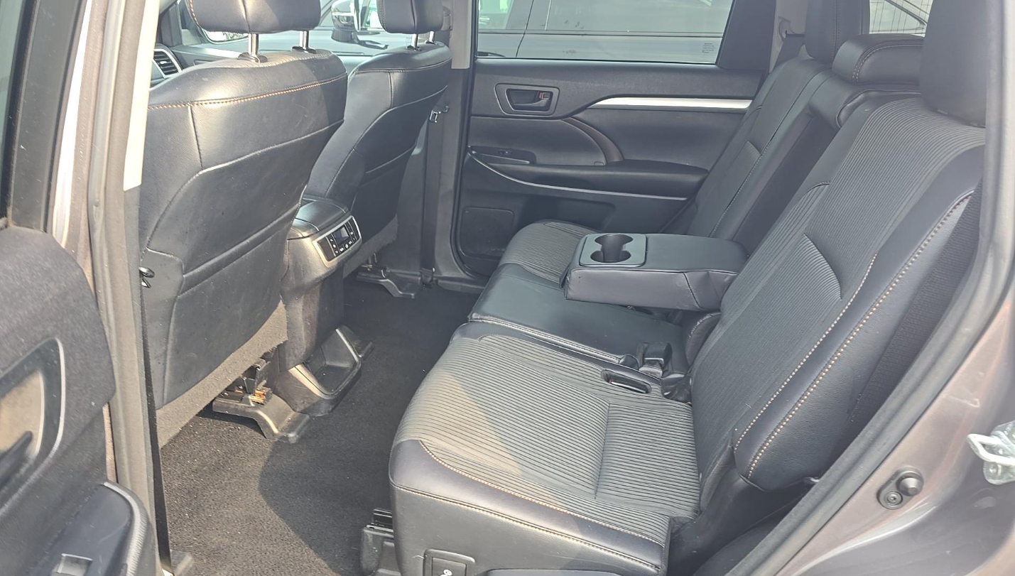 2016 Toyota Highlander LE Plus