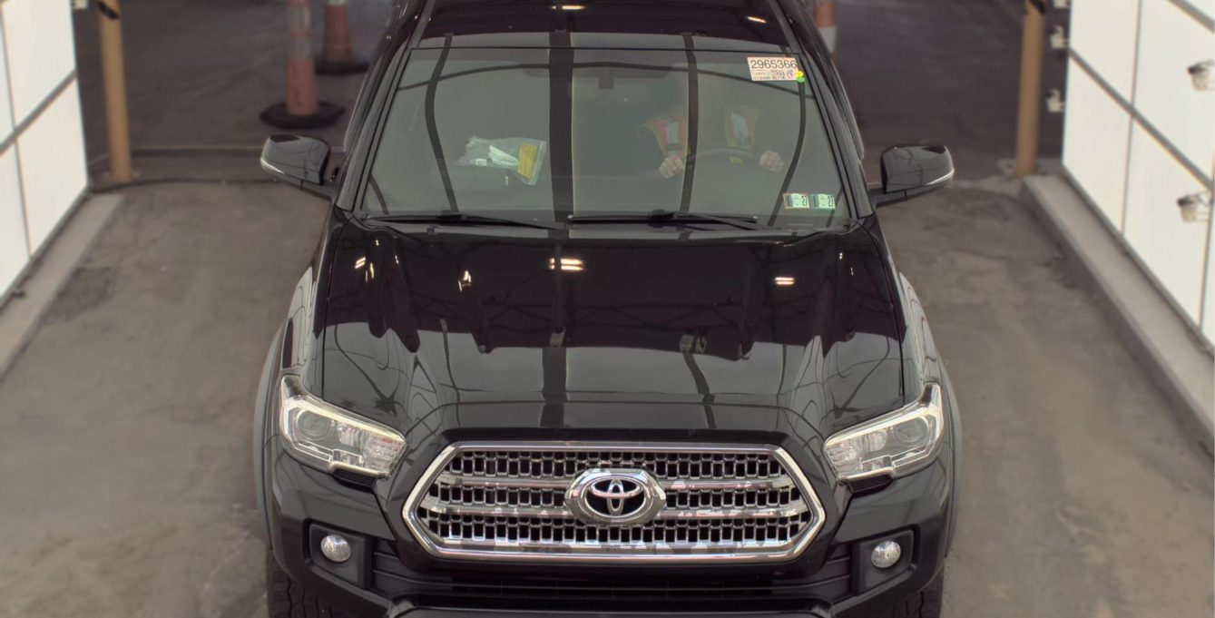 2017 Toyota Tacoma TRD Off-Road Crew Cab Long Bed