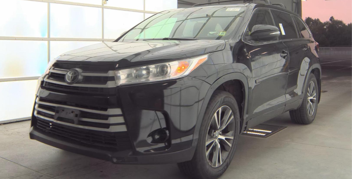 2018 Toyota Highlander LE